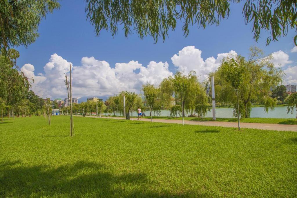 Apartment Haidar Abashidze Batumi Eksteriør billede
